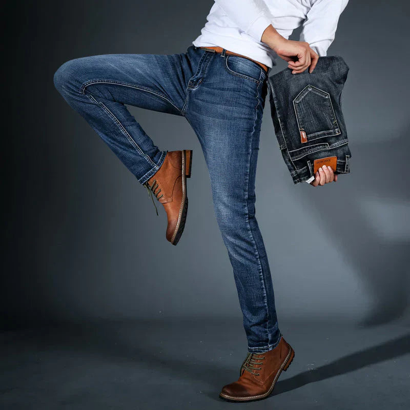 ELASTISCHE JEANS VON HÖCHSTER QUALITÄT