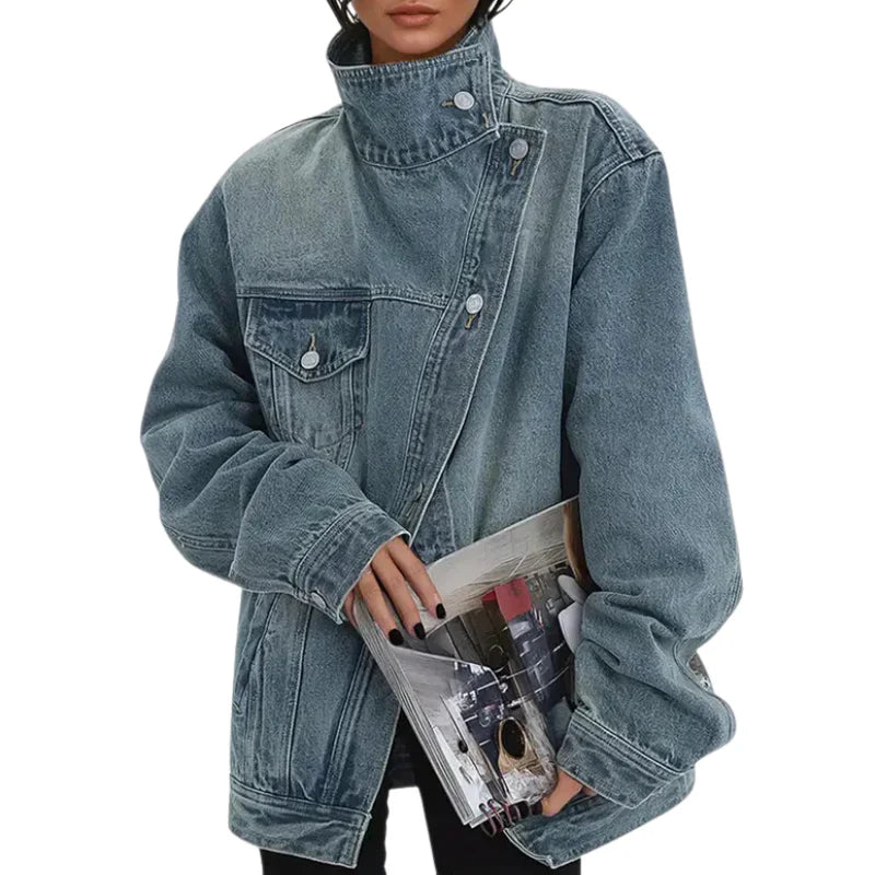 Cleo – Asymmetrische City-Jacke mit Knöpfen