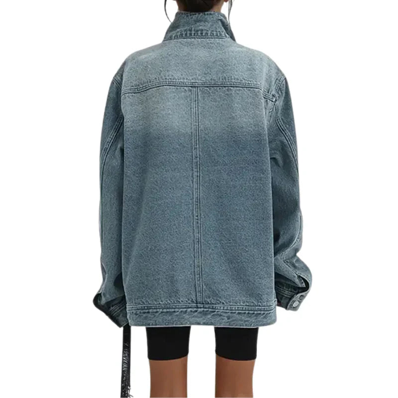 Cleo – Asymmetrische City-Jacke mit Knöpfen