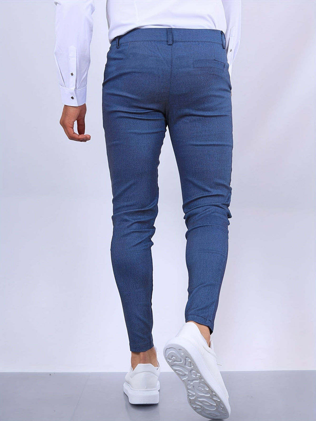 Almendra | Elegante Chinos