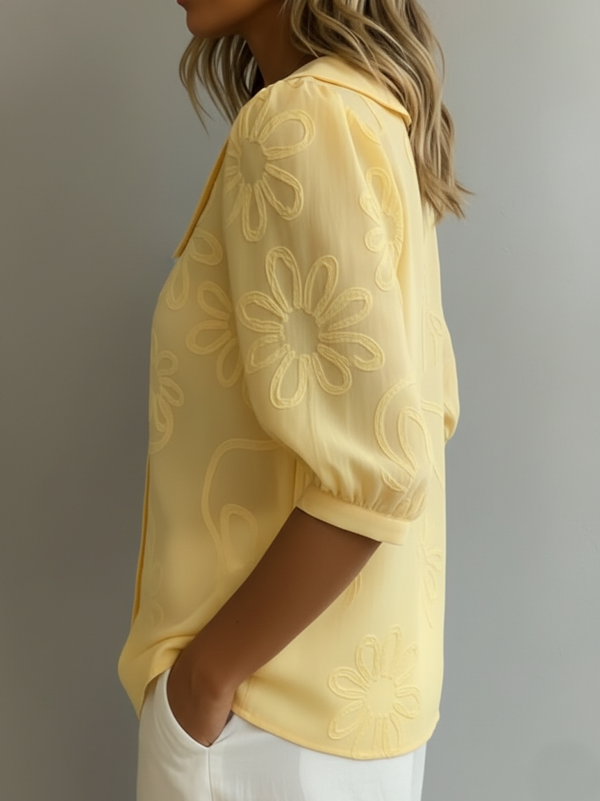 Aurélie — Leichte geblümte Bluse mit natürlicher Eleganz