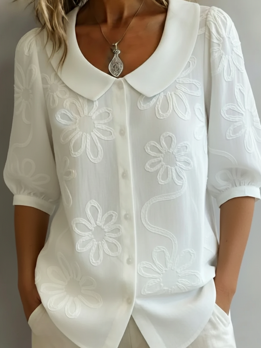 Aurélie — Leichte geblümte Bluse mit natürlicher Eleganz