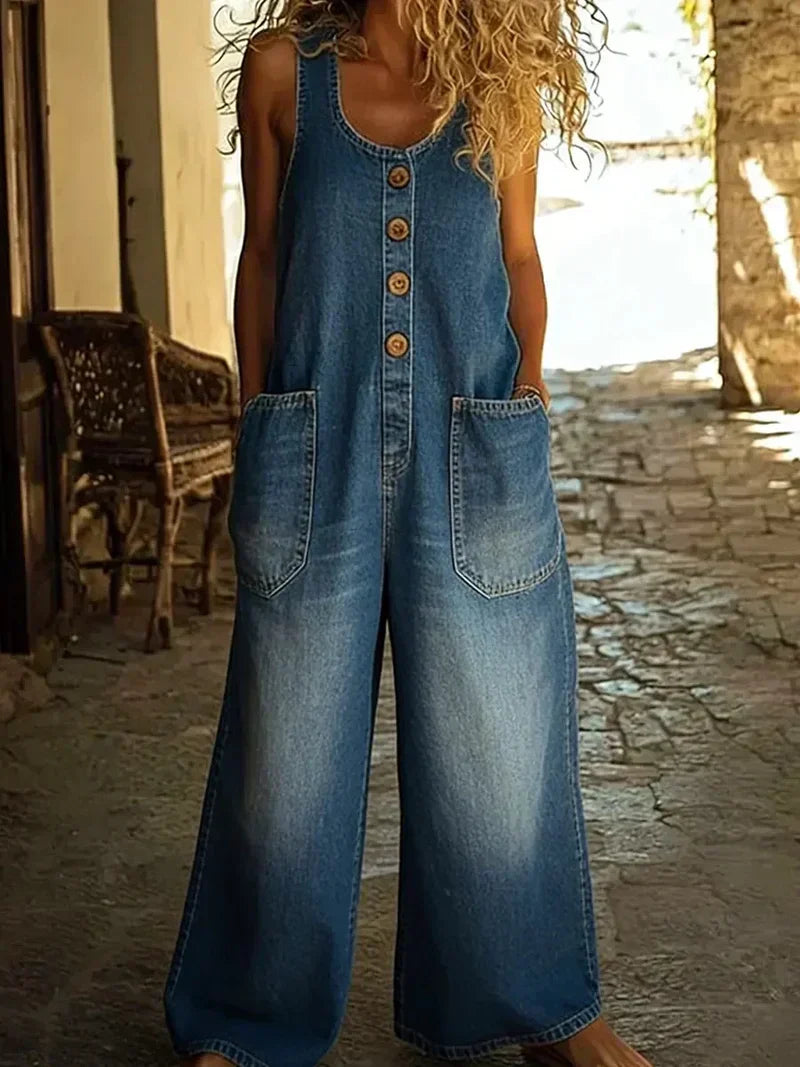 Lora Latzhose im Vintage-Stil